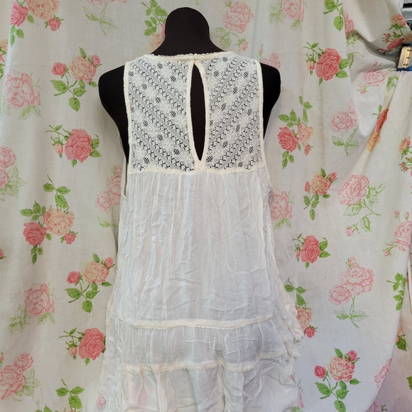 AEO Sheer Blouse - Picture 4 of 6